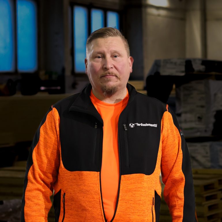 Timo Rupponen Teräselementti