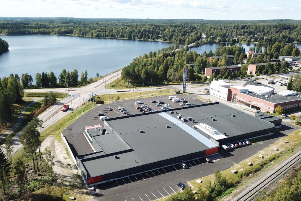Ähtäri K-Supermarket Tokmanni Toimitilarakentaminen Teräselementti